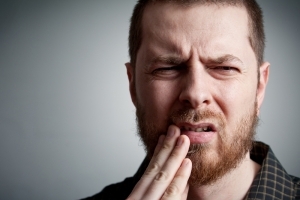 Болят десны