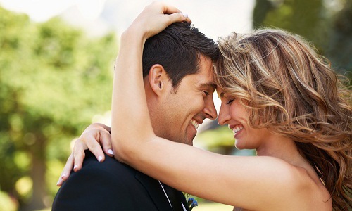 Харизматичный мужчина Харизматичный мужчина