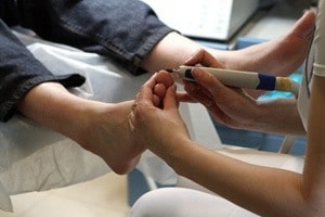 Мужской педикюр